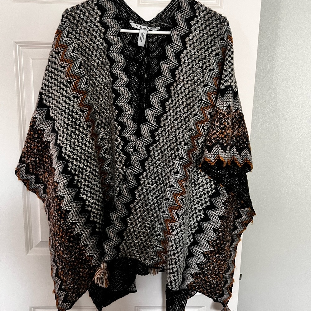 Michael Stars shawl, OS.